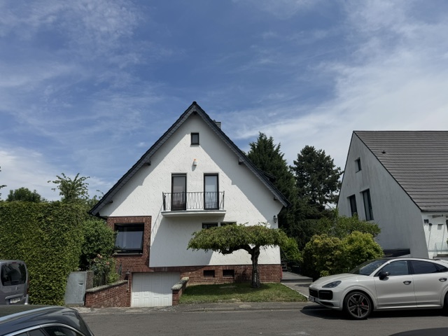 Stra�enansicht Einfamilienhaus D�sseldorf