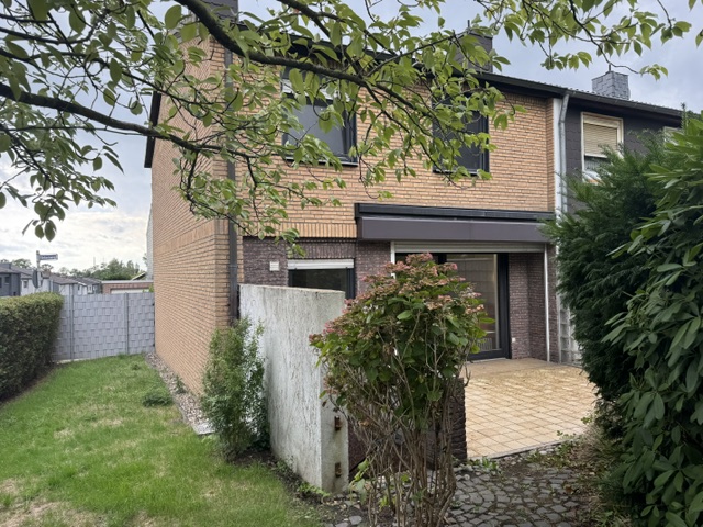 Gartenansicht Reihenendhaus M�lheim an der Ruhr